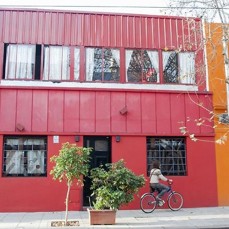 Back In Ba Hostel บัวโนสไอเรส ภายนอก รูปภาพ
